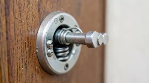 budowa zamka drzwiowego