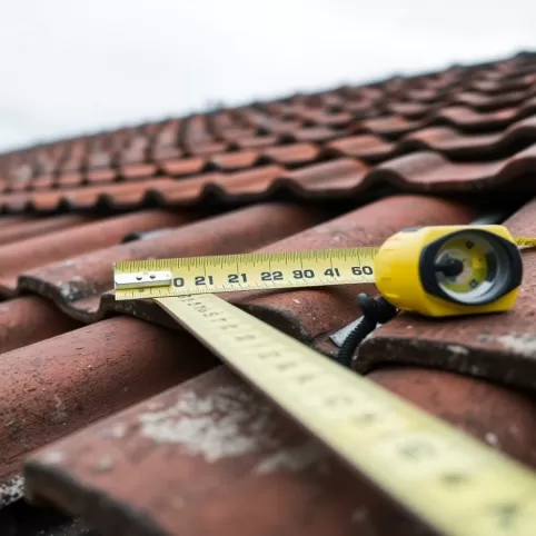 jak wyremontować dach