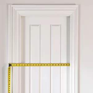 Jak zmierzyć futrynę