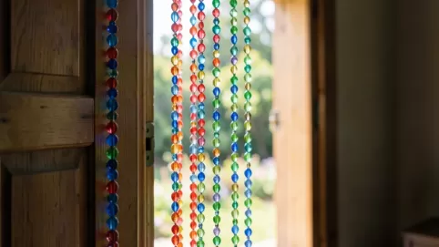 koraliki na drzwi